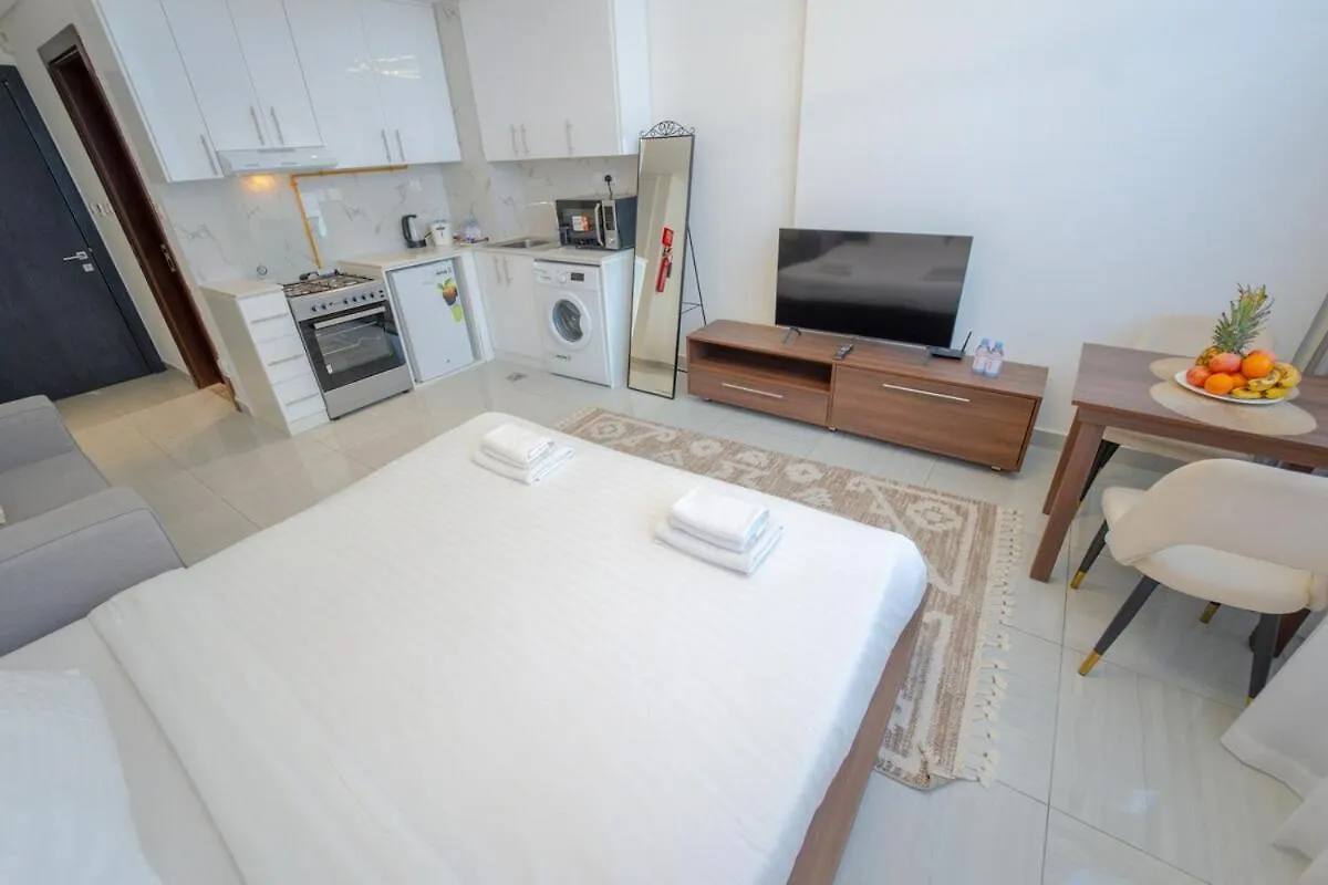 شقة Aws Holiday Homes - Fully Equipped Cozy Studio دبي